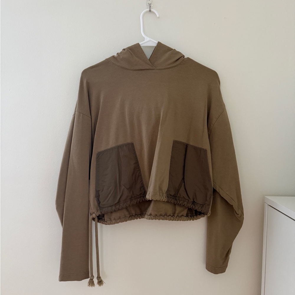 Outdoor Voices cropped hoodie XXS